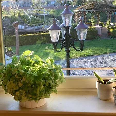 De Rentmeesterhoeve Bed & Breakfast 4*